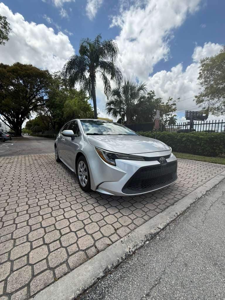 2020 Toyota Corolla — photo 1